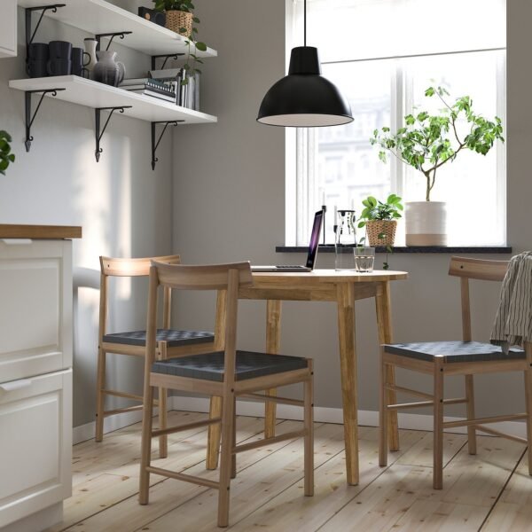 Acacia Wood Round Table Set